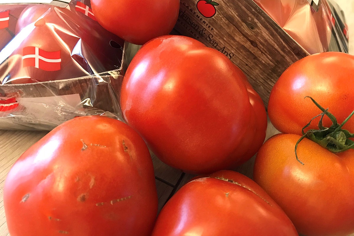 Tomater med kosmetiske fejl